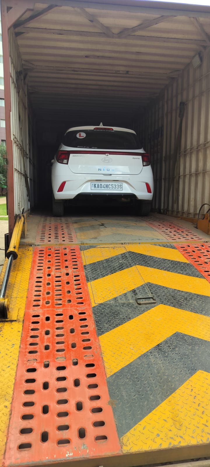 Loading and unloading